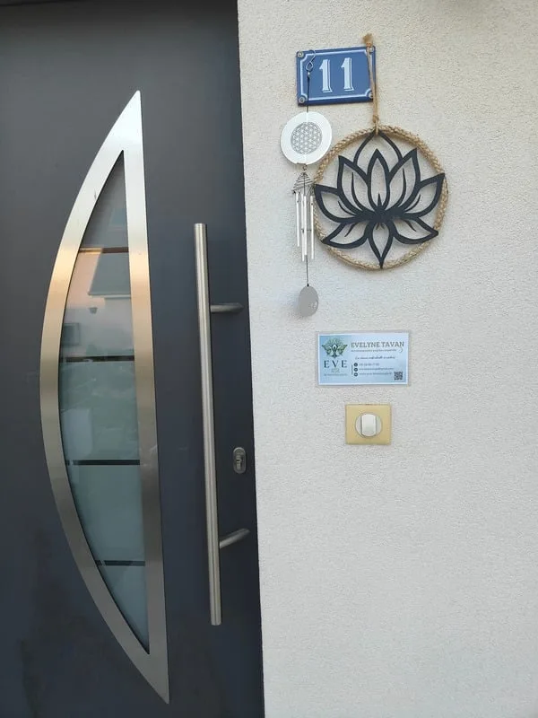 La porte d'entrée de la maison d'Illtal